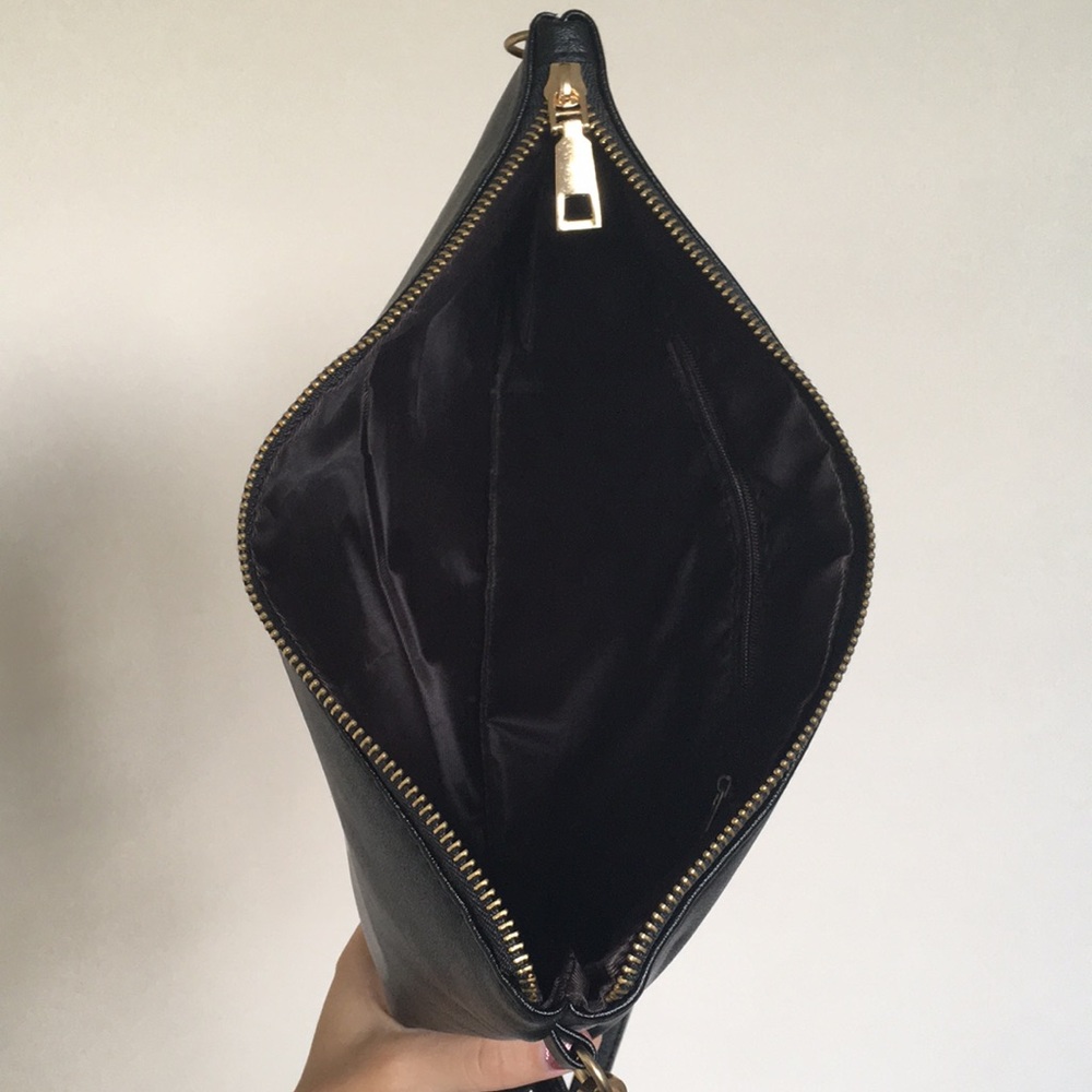 Disney Minnie Mouse Bow Clutch Shoulder Bag - Picture 7 of 7